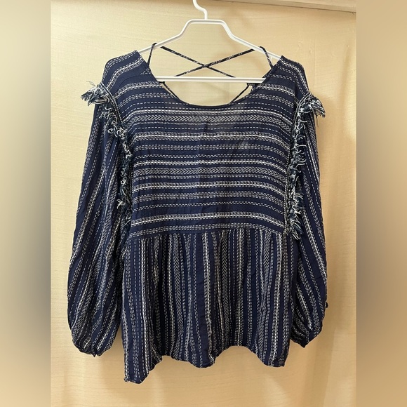 ⚫️ BOGO Blue Rain Navy Striped Women's Top with Fringe Details Size Small - Picture 1 of 9